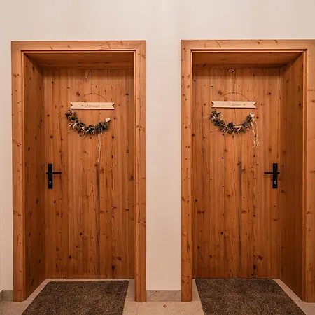 Appartamento Premium Almrauschedelweiss Hollersbach im Pinzgau